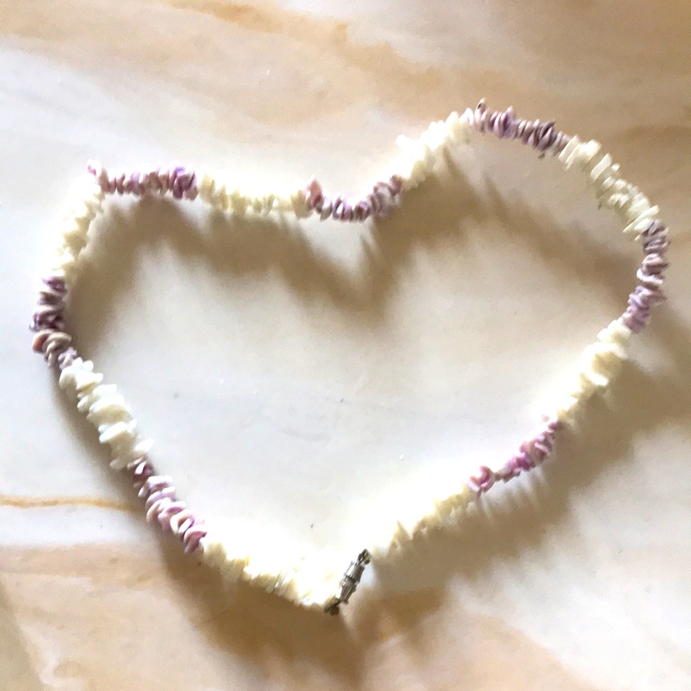 Shell necklace - Picture 3 of 3